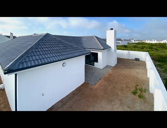3 BEDROOM HOUSE FOR SALE IN ATLANTIC SANDS PRIVATE ESTATE